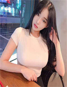 体育老师C了我一节课